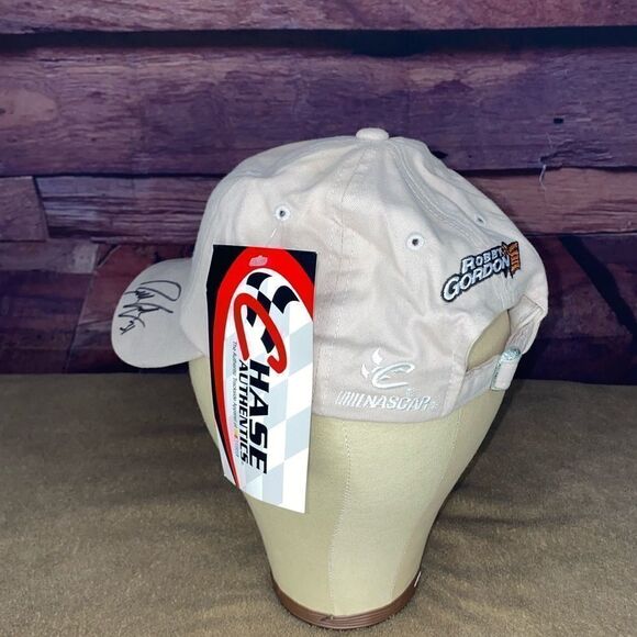 Men’s NASCAR cap signed by the #31 car driver and is NWT - Picture 4 of 6